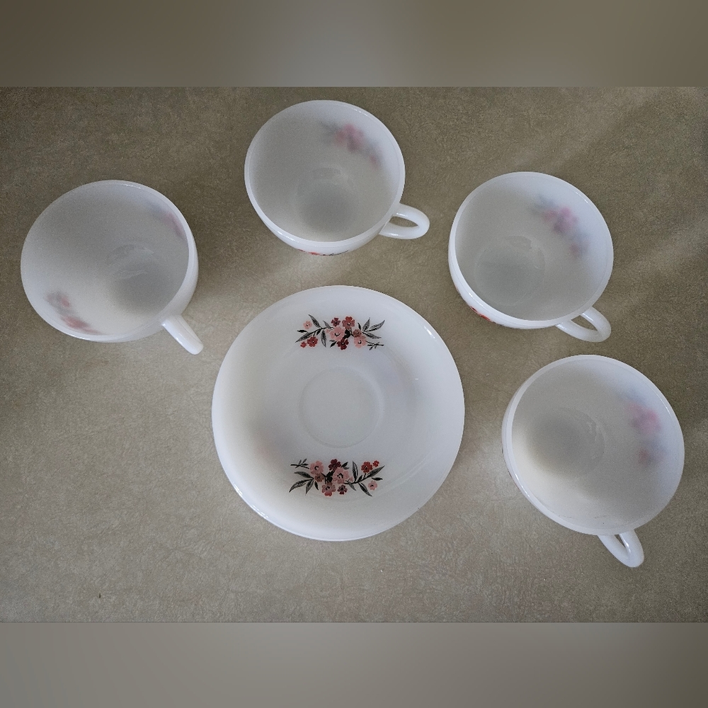 Vintage rare Fire-King Primrose set of 6 cups and saucers